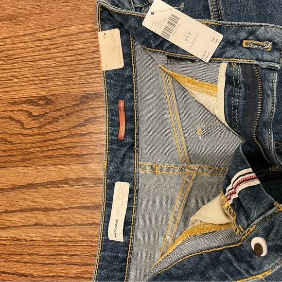 NWT Anthropologie Pilcro High Rise Slim Jeans Distressed Sz 29P - inseam 24” - Picture 3 of 5